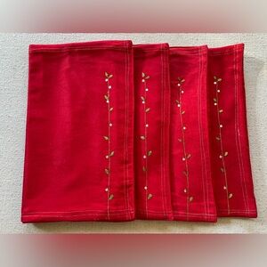 SET OF 4 RED FABRIC HOLIDAY PLACEMATS BY TAG